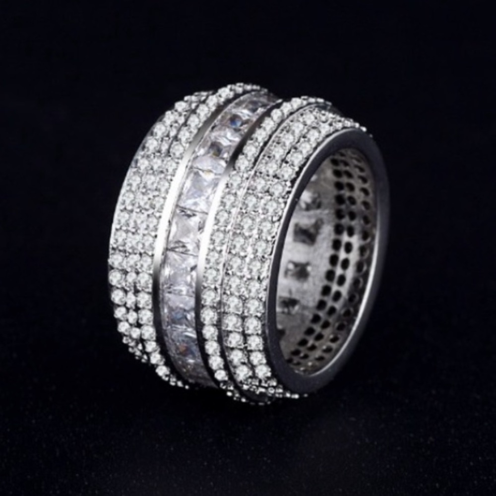 💯 NEW LUXURY 925 STERLING SILVER DIAMOND RING, CUTE RING, SHINY RING. - Picture 4 of 5